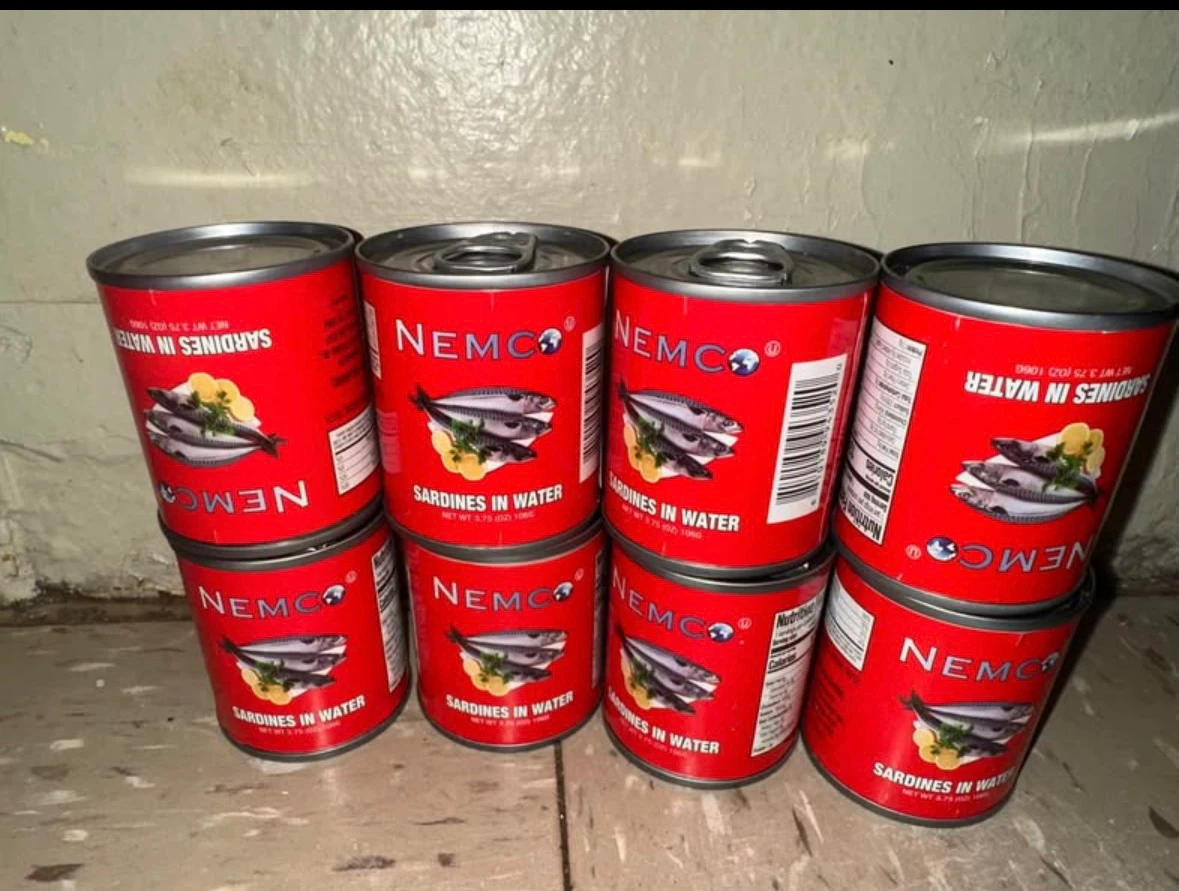 2 tuna 2 sardines