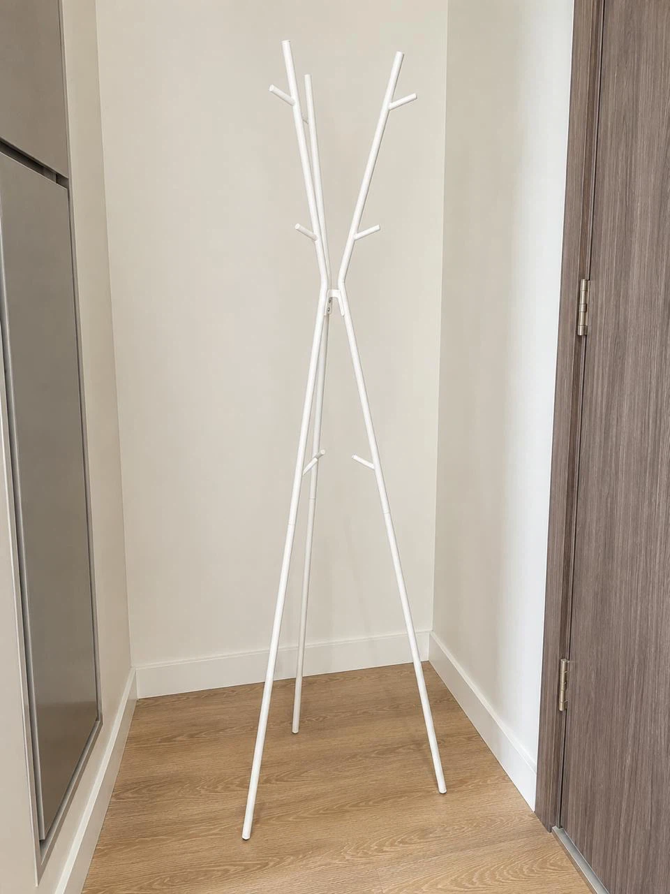 White Tree Coat Rack