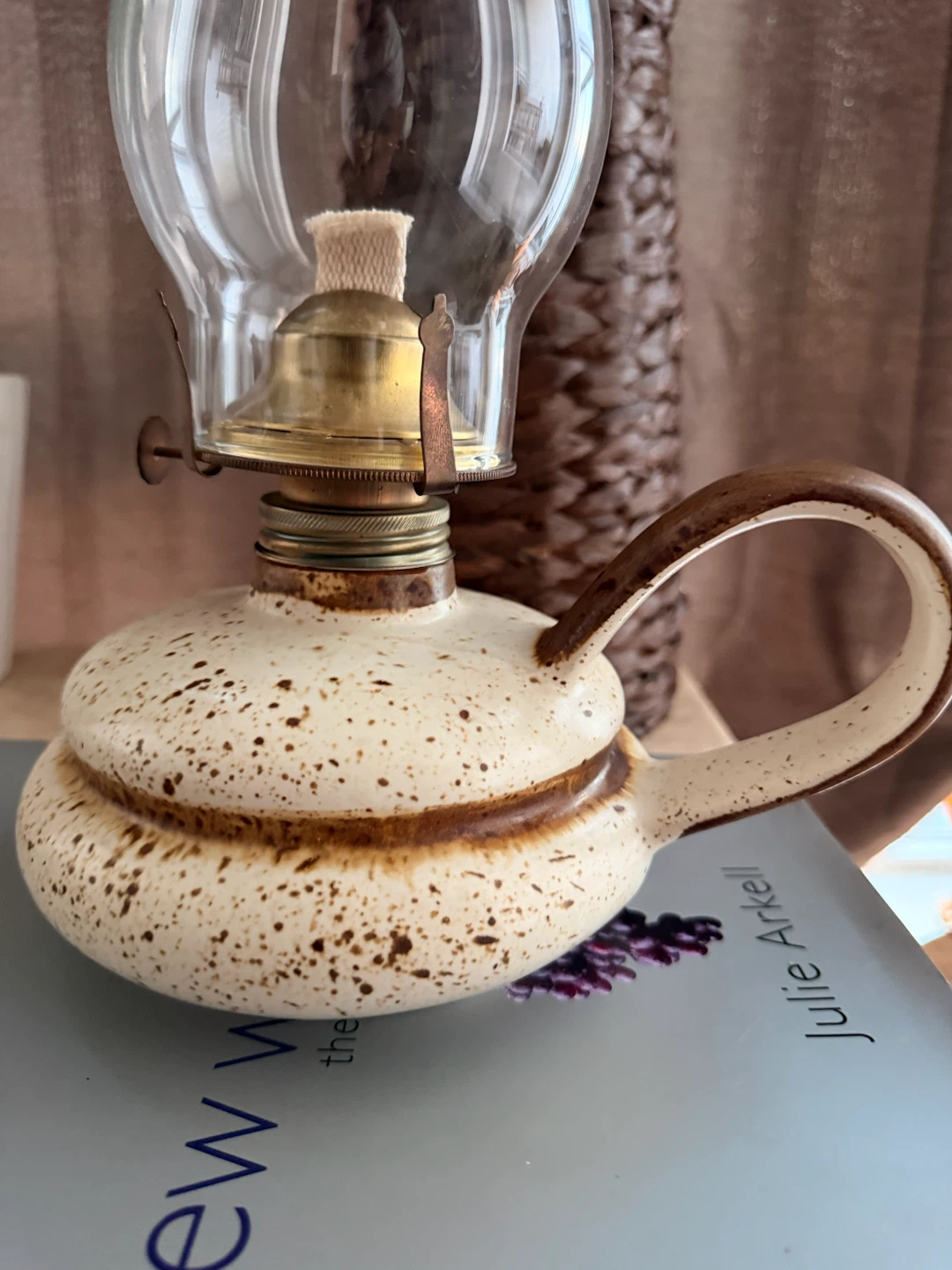 Vintage Ceramic Oil Lamp with Glass Shade - photo 4