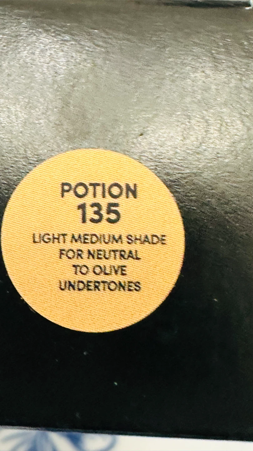 Rituel de Fille 3 Drop Weightless Serum Foundation - photo 2
