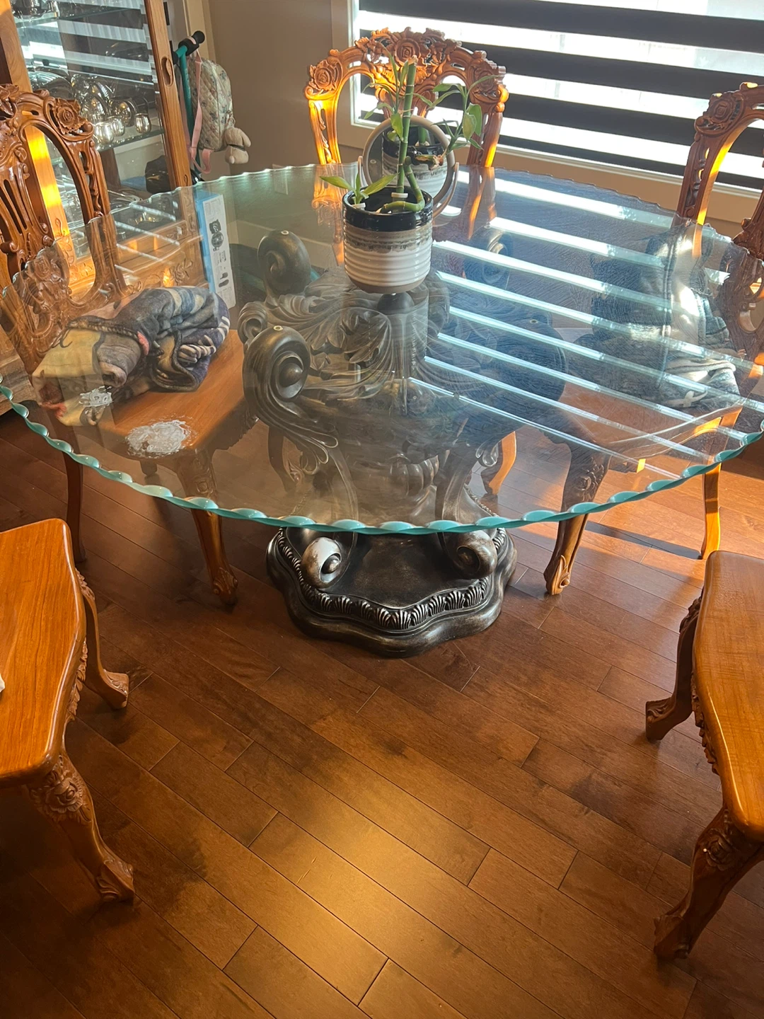 Ornate Glass Dining Table with Ornate Base - photo 2