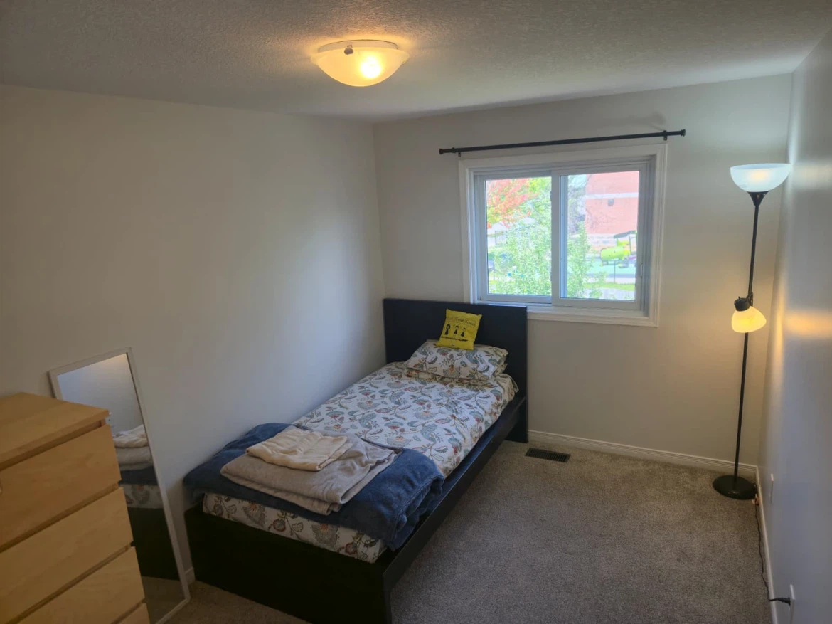 Room for rent - photo 2