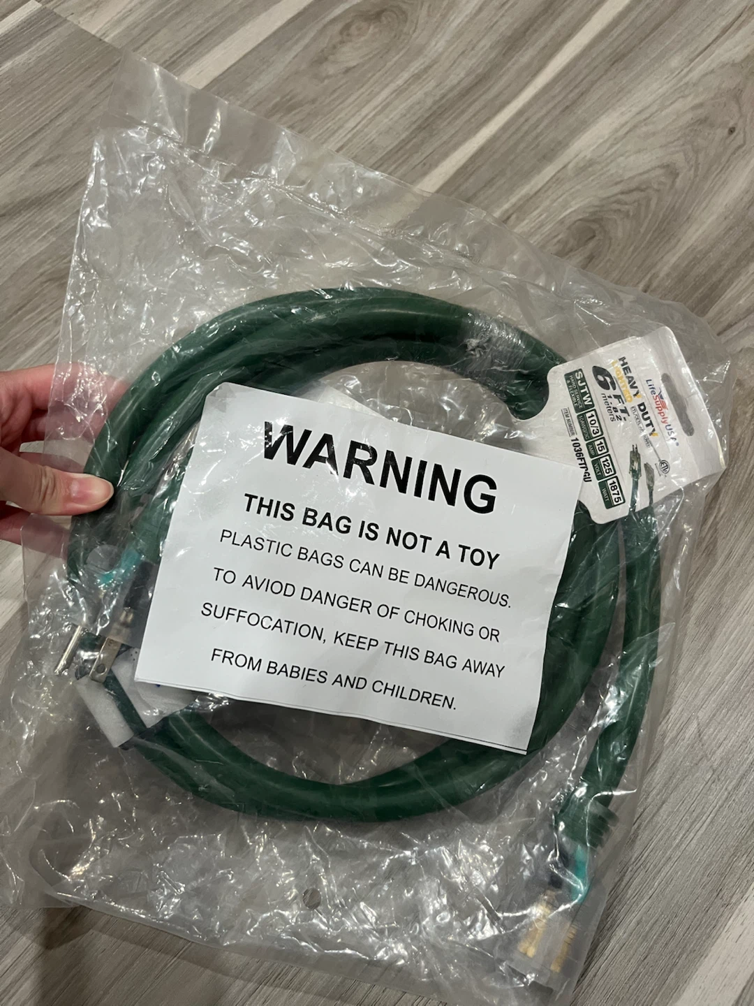 LifeSupplyUSA Heavy Duty 6ft SJTW Extension Cord - photo 3