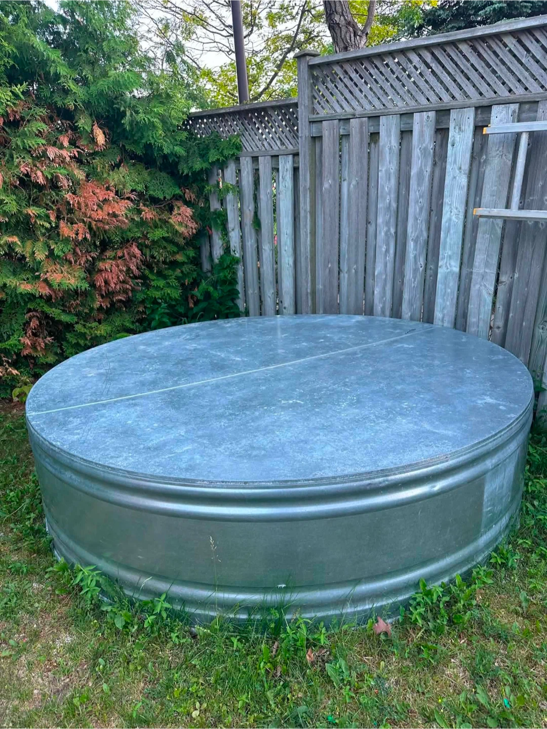Galvanized Stock Tank Pool with Pump and Hoses
