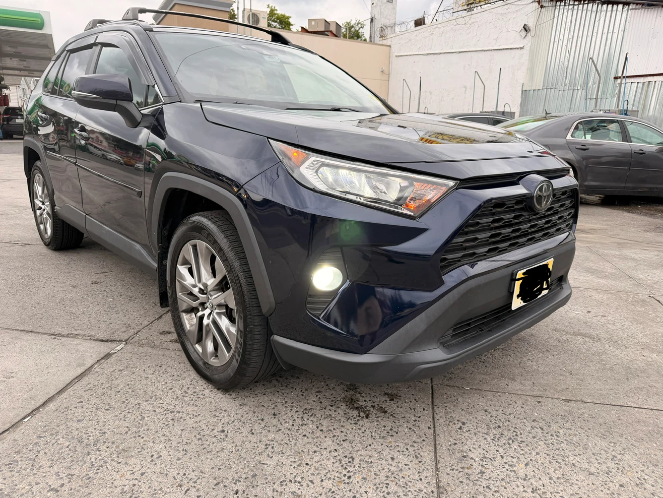 2021 Toyota RAV4 XLE Premium SUV