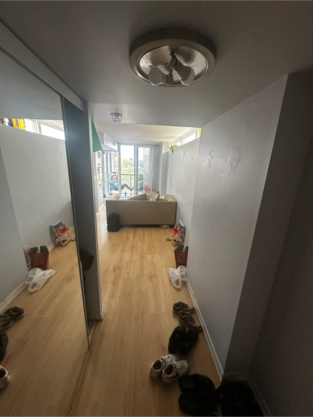 Furnished Private Room – Liberty Village - photo 3