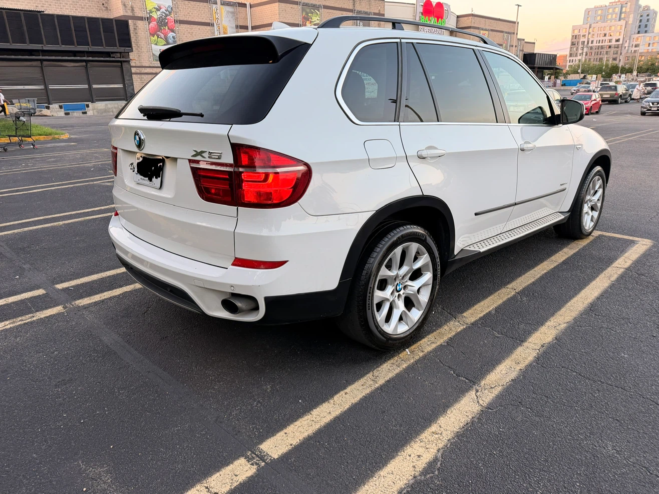 White BMW X5 PREMIUM - photo 4