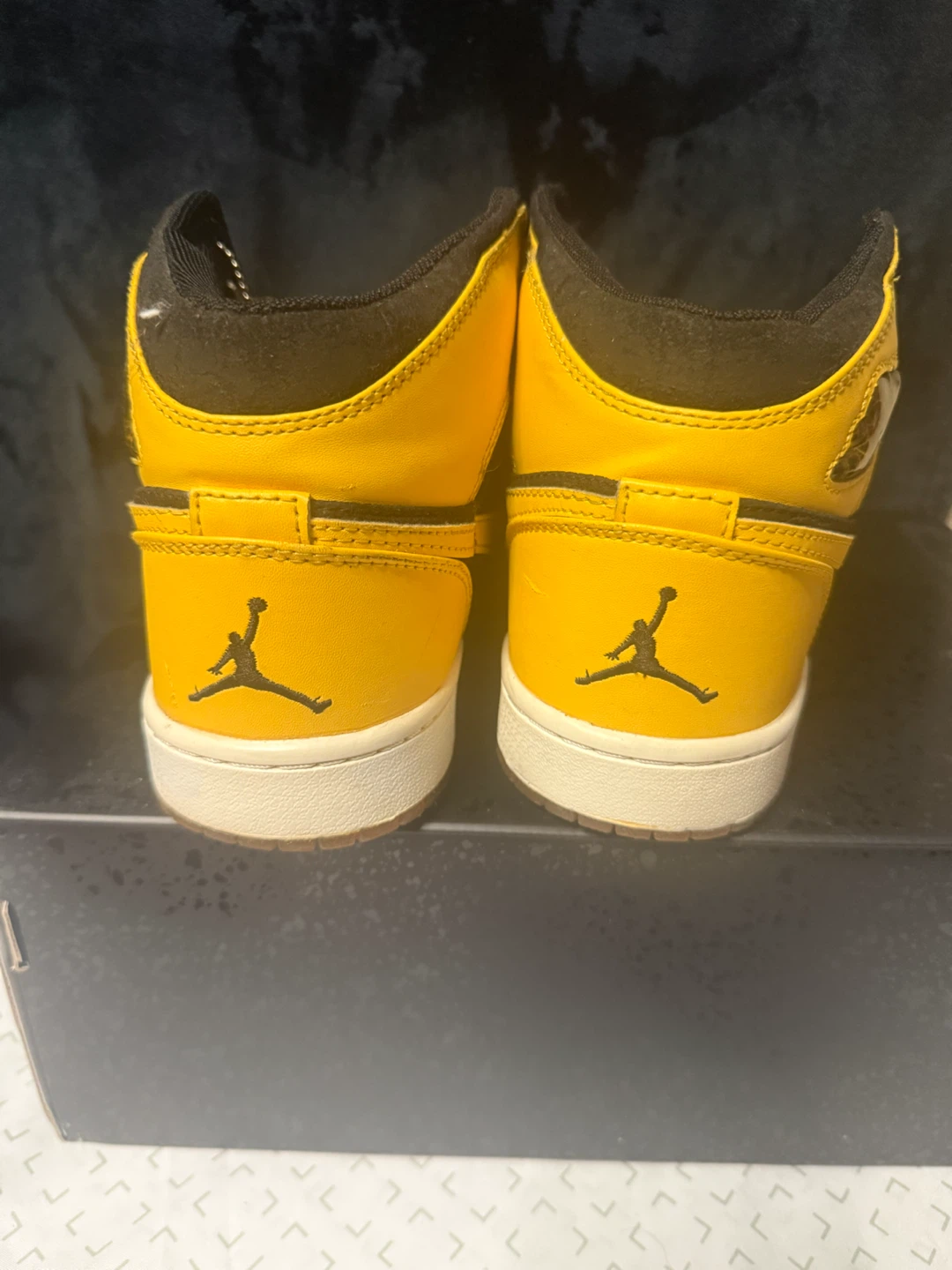 Air Jordan 1 Mid Yellow Black Sneakers - photo 3
