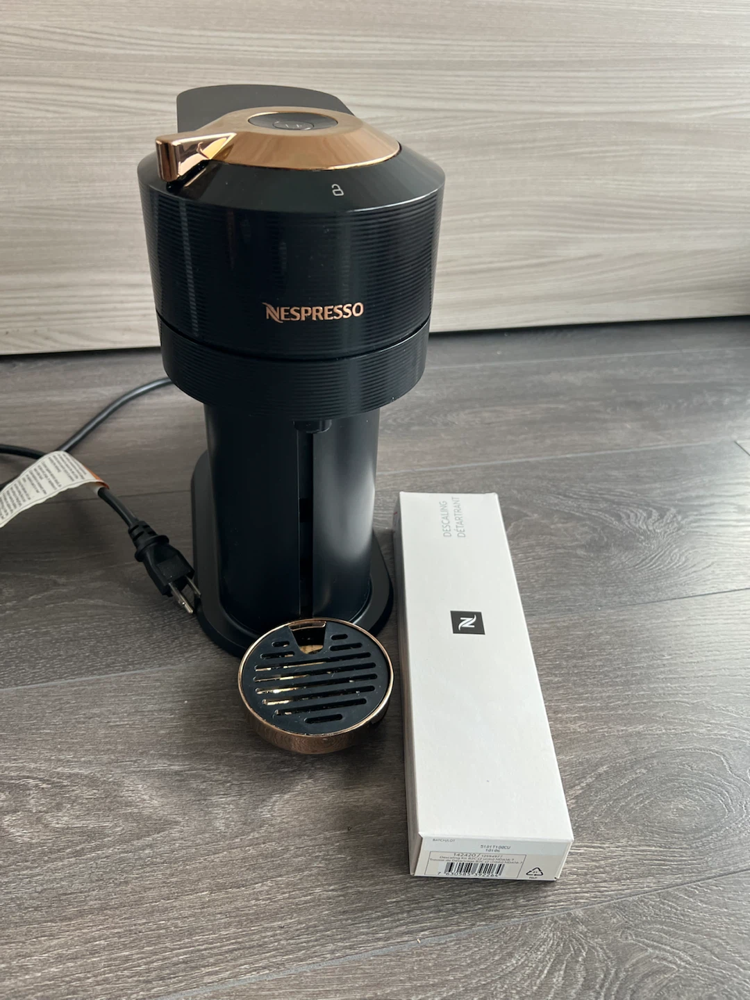 Nespresso Vertuo Next Premium, Black Rose Gold