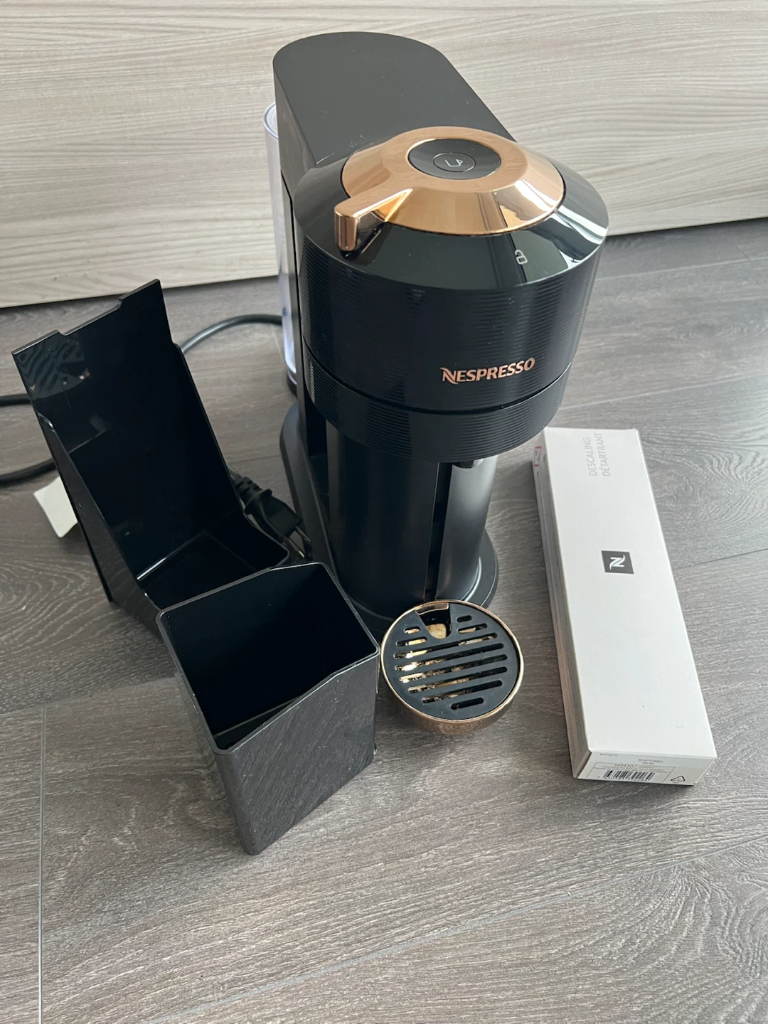 Nespresso Vertuo Next Premium, Black Rose Gold - photo 2
