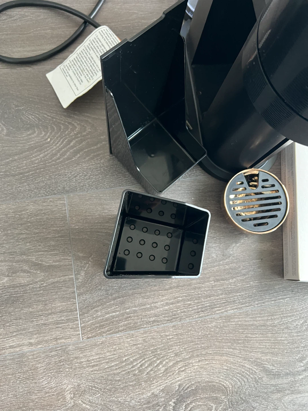 Nespresso Vertuo Next Premium, Black Rose Gold - photo 4