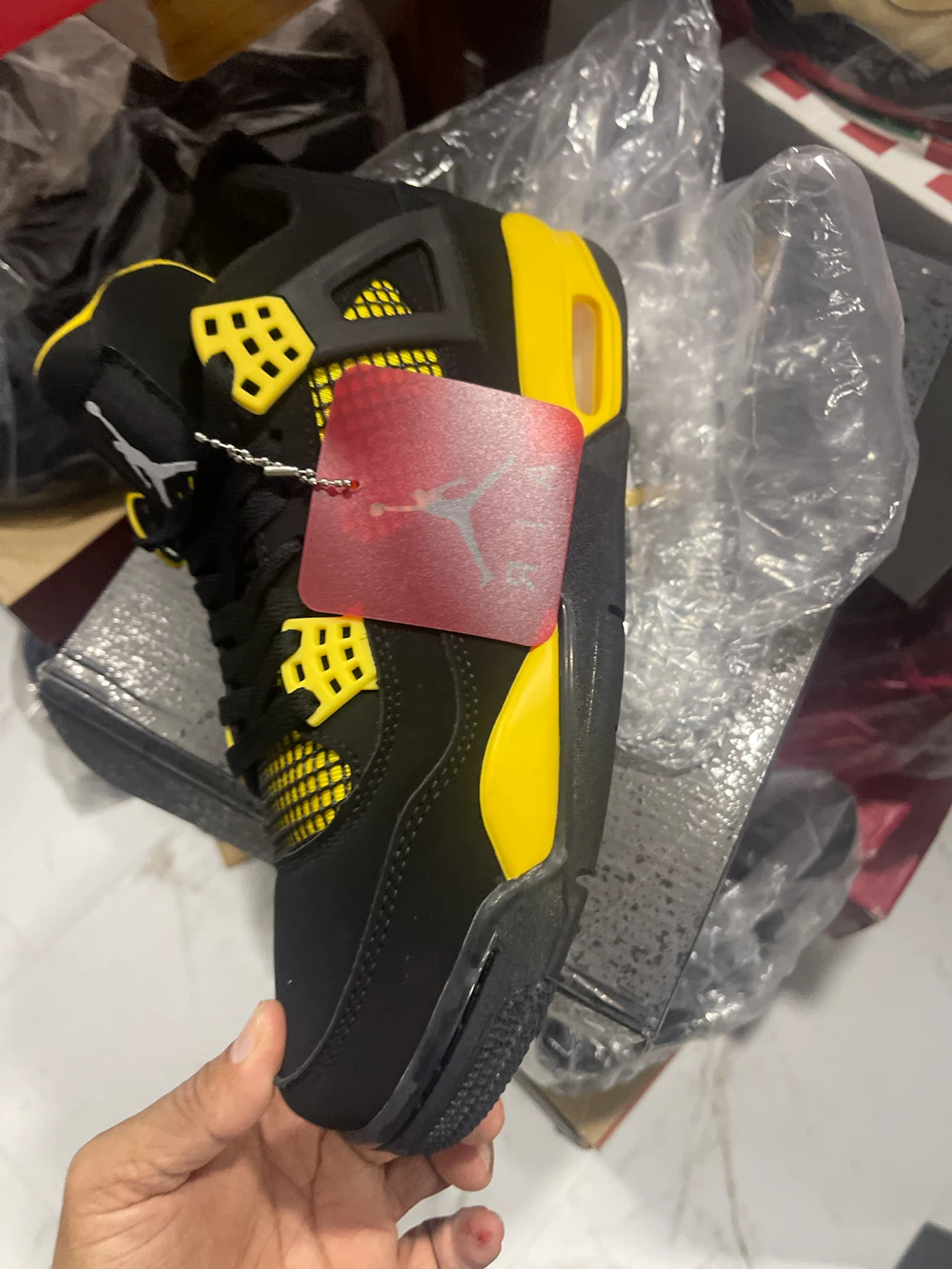 Nike Air Jordan 4 "Lightning" Size 10