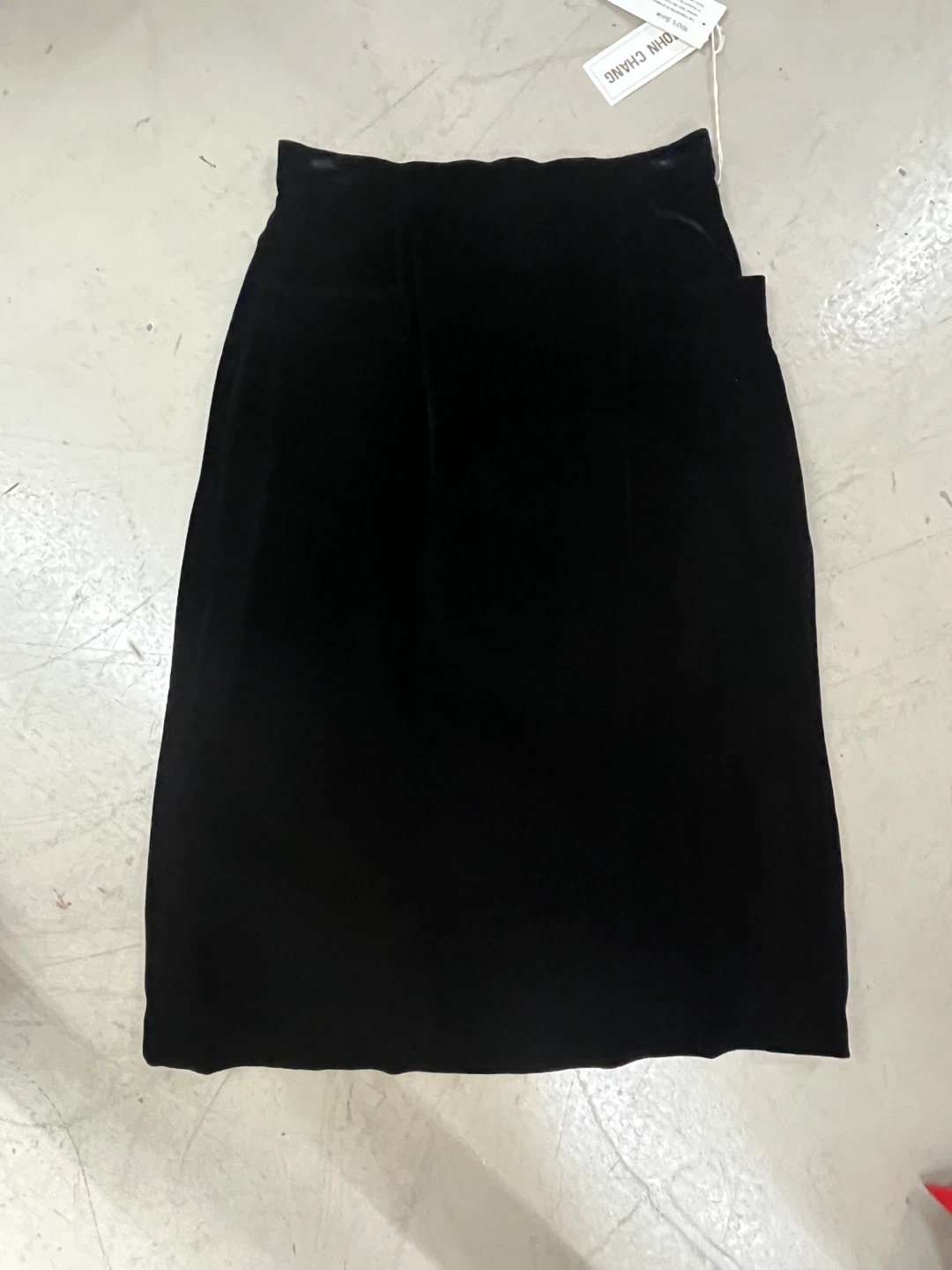 JOHN CHANG Black Velvet Skirt - Size 10 - photo 2