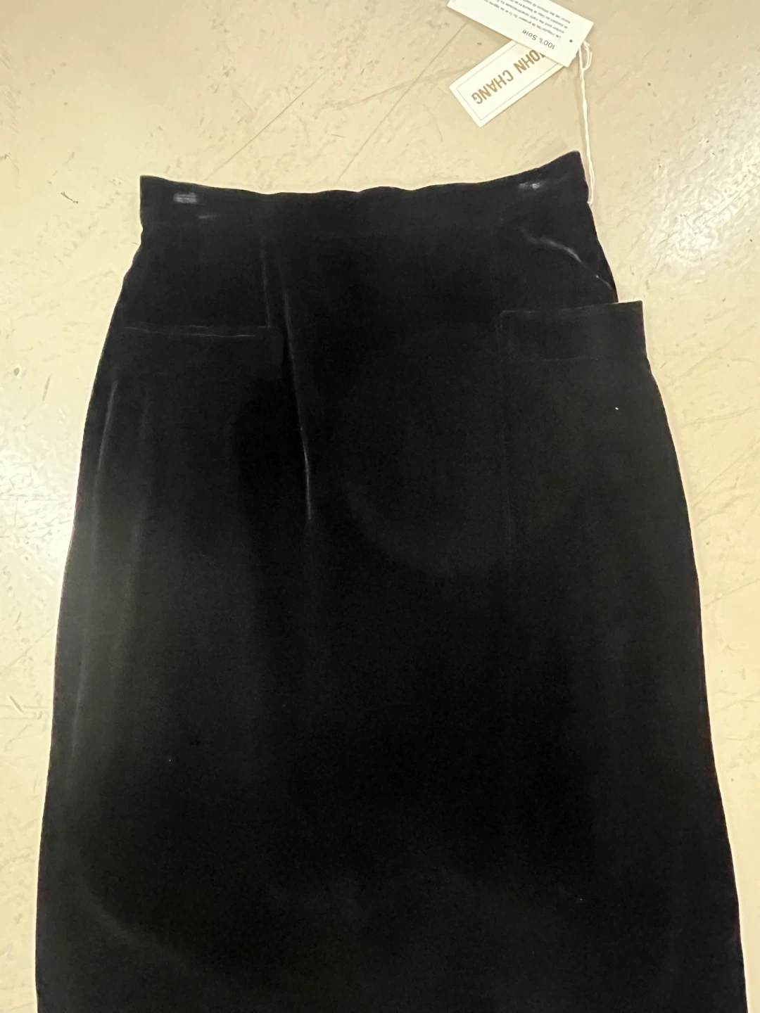JOHN CHANG Black Velvet Skirt - Size 10 - photo 3