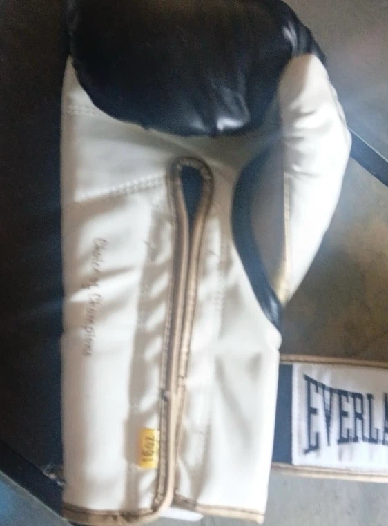 Everlast Powerlock OG Pro Boxing Gloves - photo 3