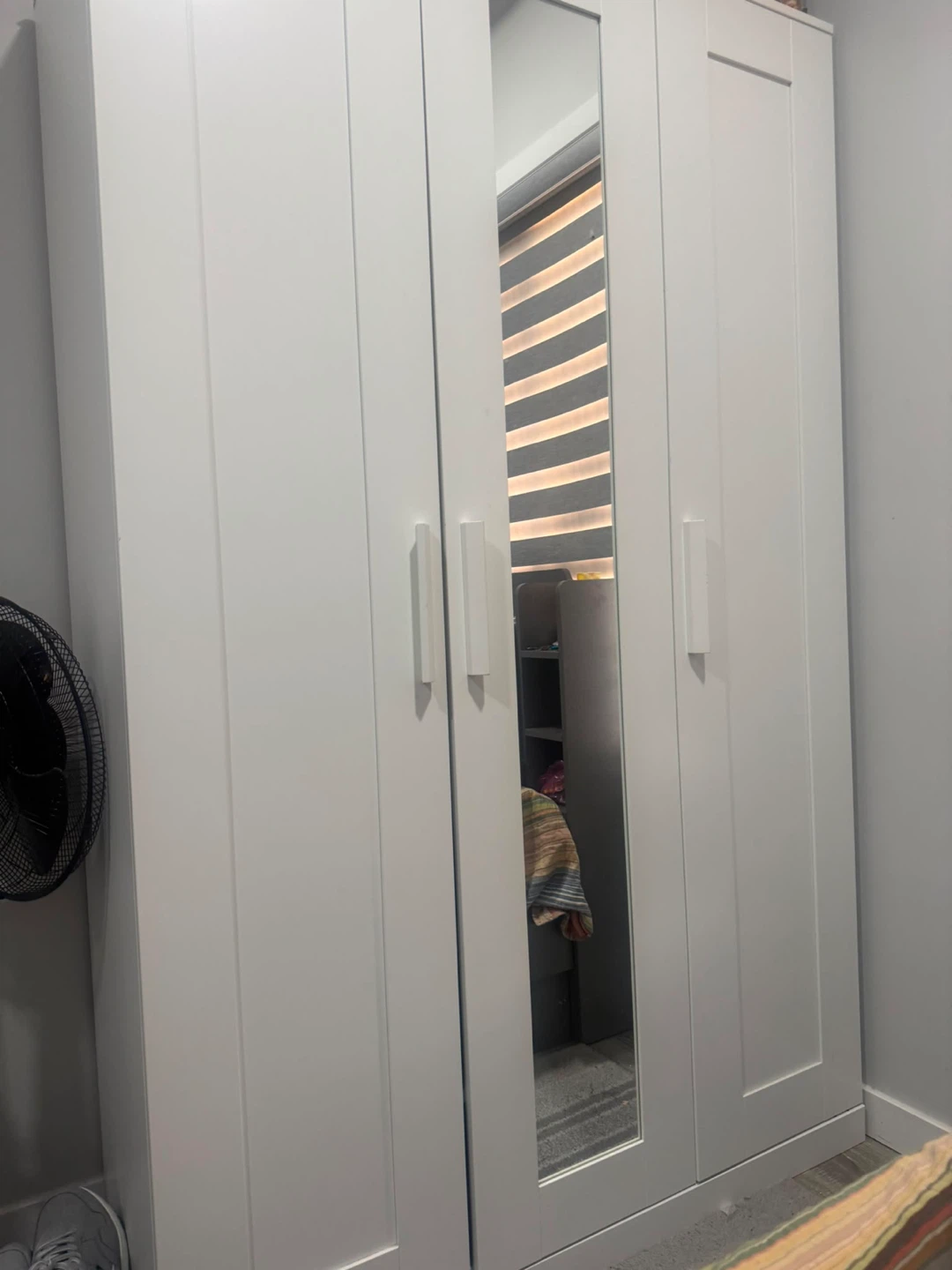 White Wardrobe with Mirrored Doors - photo 2