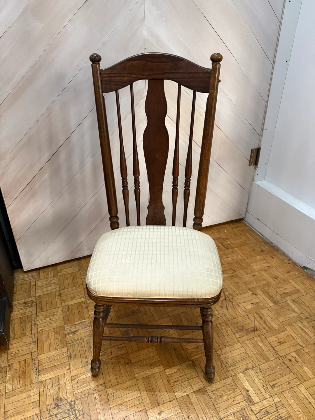 Solid oak dining table and 6 chairs - photo 3
