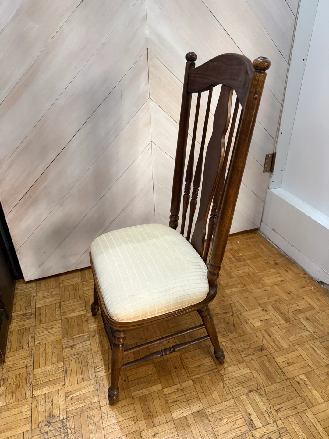 Solid oak dining table and 6 chairs - photo 4