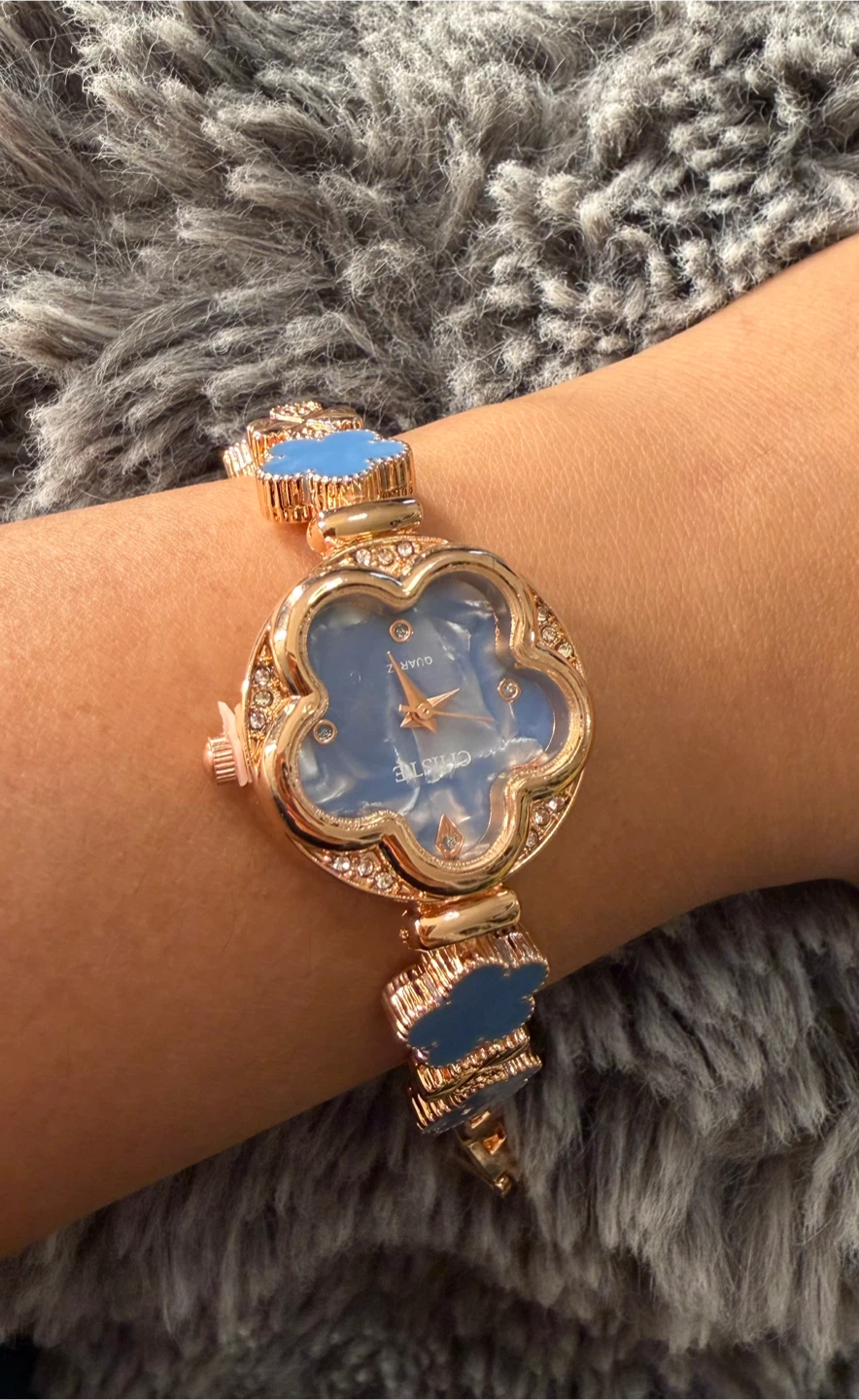 Chateau Quartz Women's Watch - Blue Flower Design - photo 2