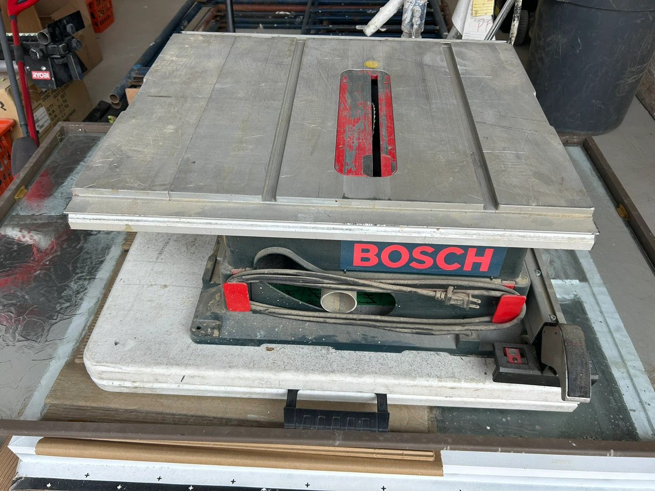Bosch 4000 10" Table Saw