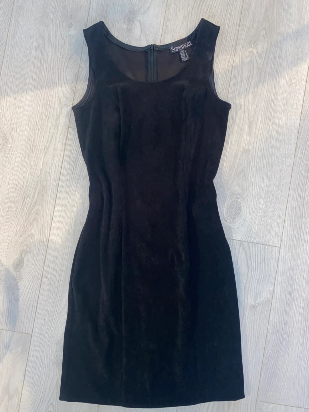 Vintage Black velvet Dress - Size 8