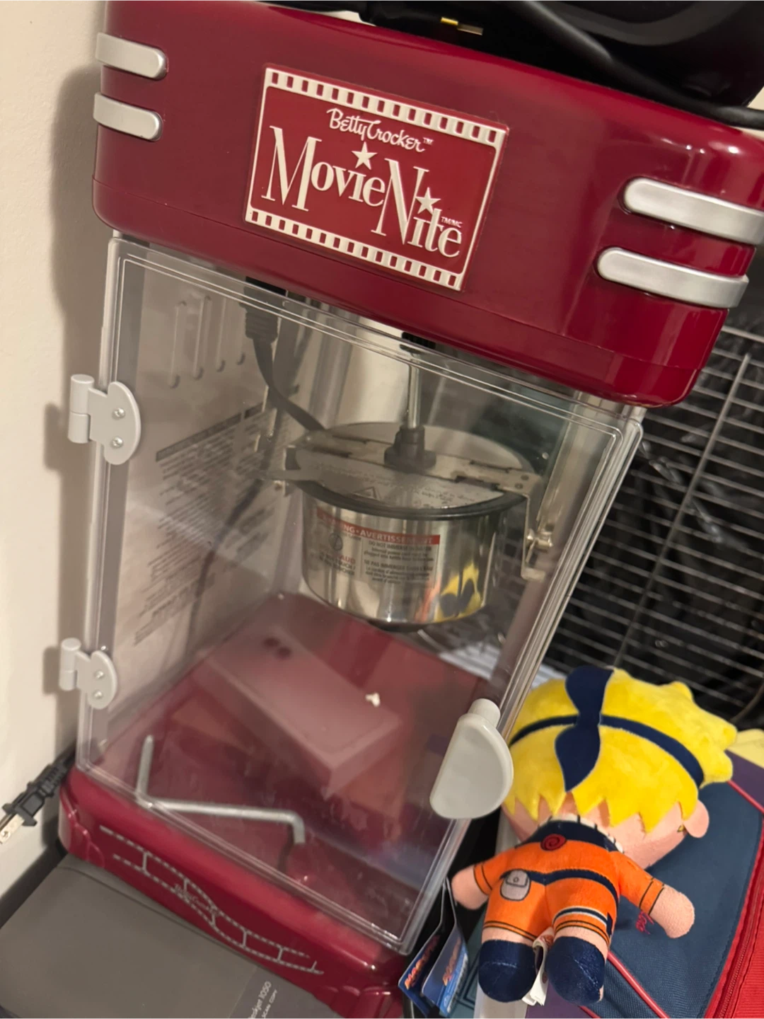 Monster Vision Projector and popcorn maker - photo 3