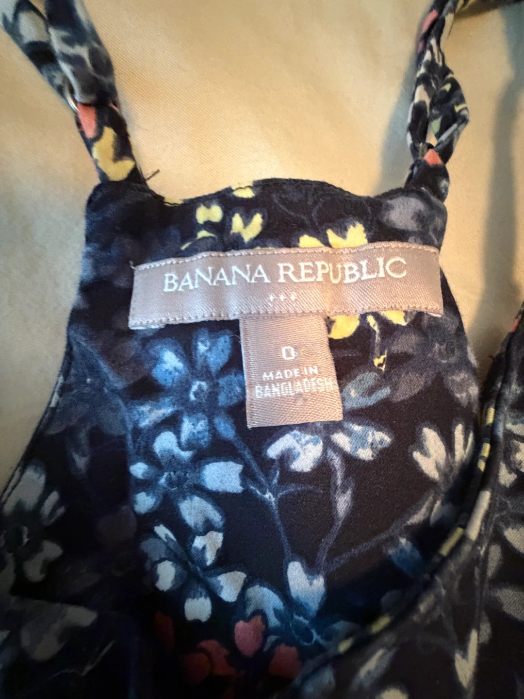 Banana Republic Dress and other clothing all for $10 - photo 2