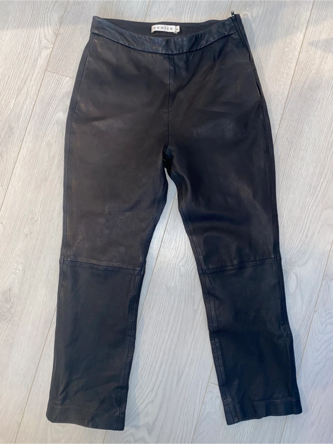 Danier Black Leather Pants Size 6