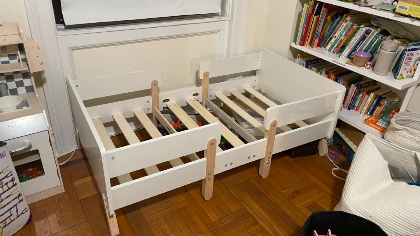 White Toddler Bed with Wooden Legs
