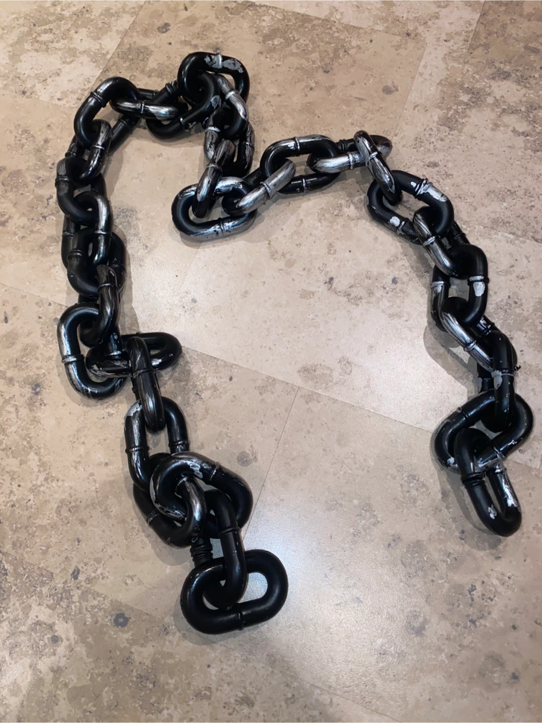 Decorative Black and Silver Chain