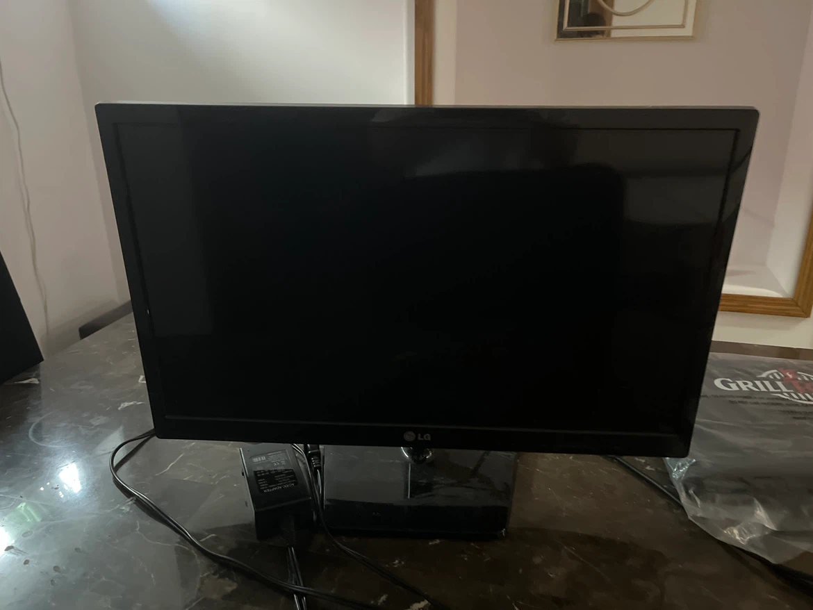 LG Monitor with Power Adapter