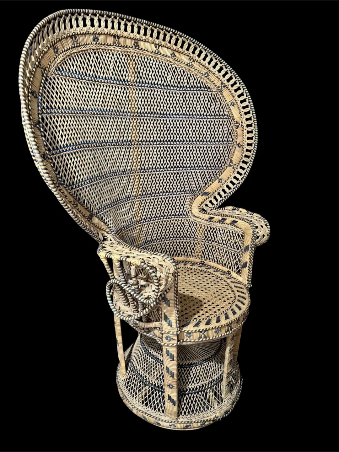 Peacock Chair - photo 5