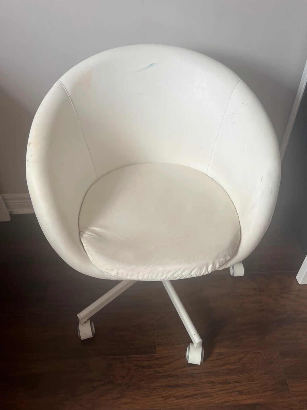 IKEA SKRUVSTA Swivel Chair, Ysane White