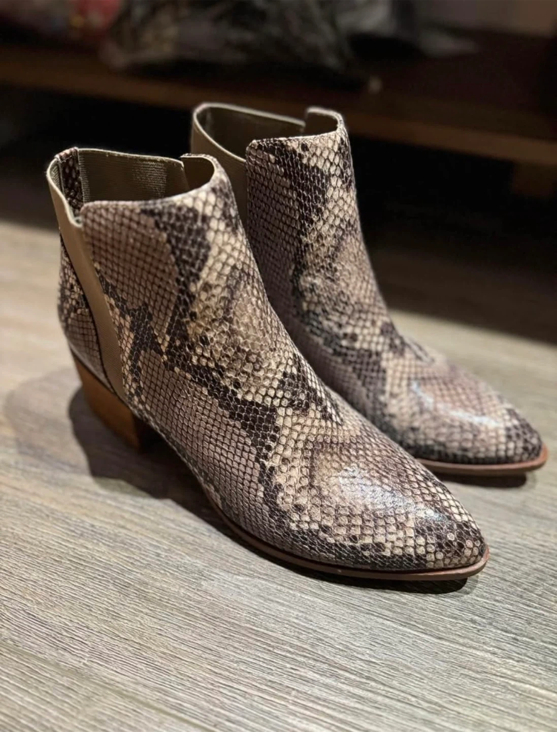 Women’s Boots - photo 3