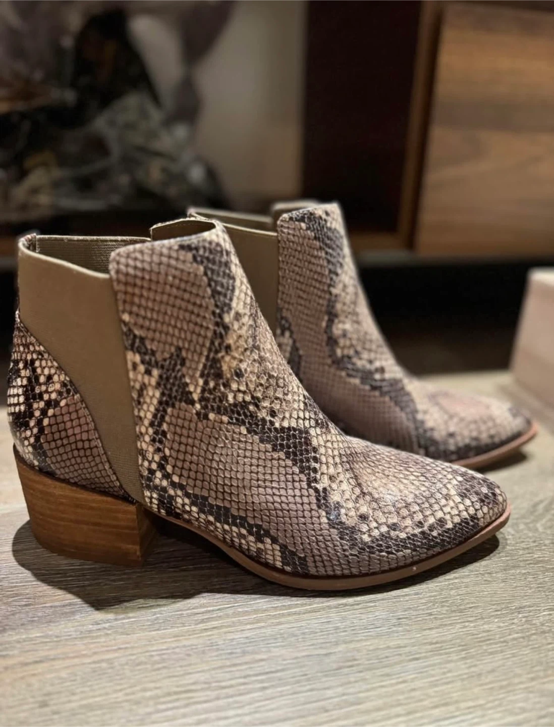Women’s Boots - photo 4