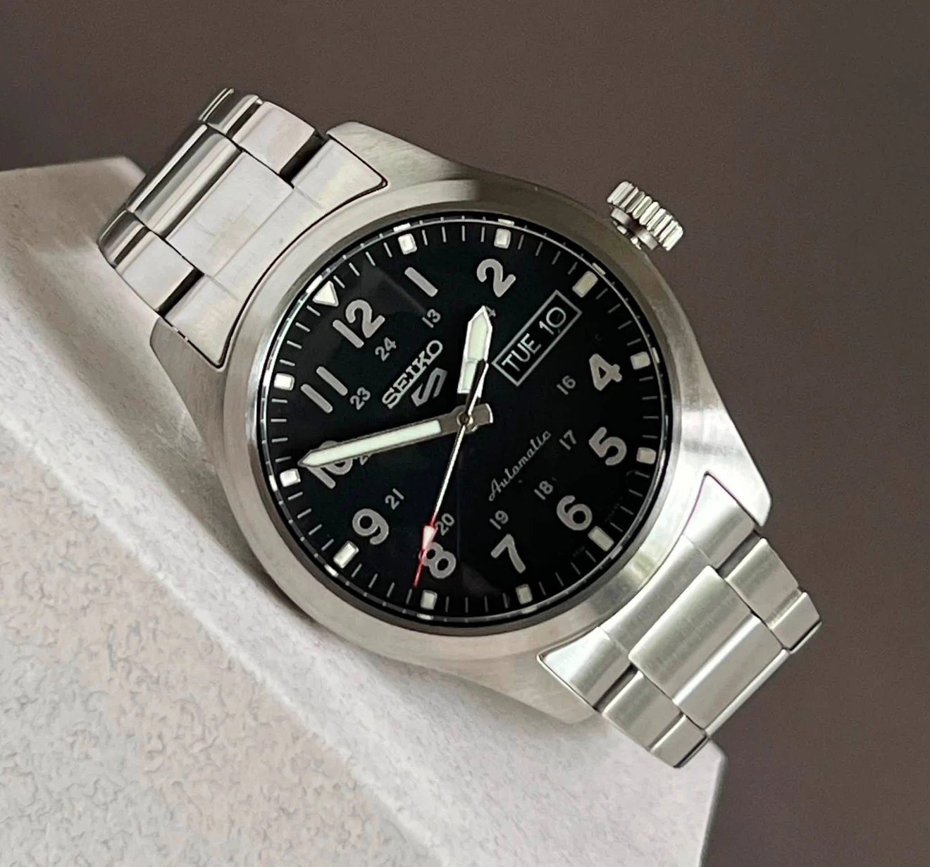 FOR SALE ✨ Seiko Men’s 5 Sports Field Series Automatic Watch