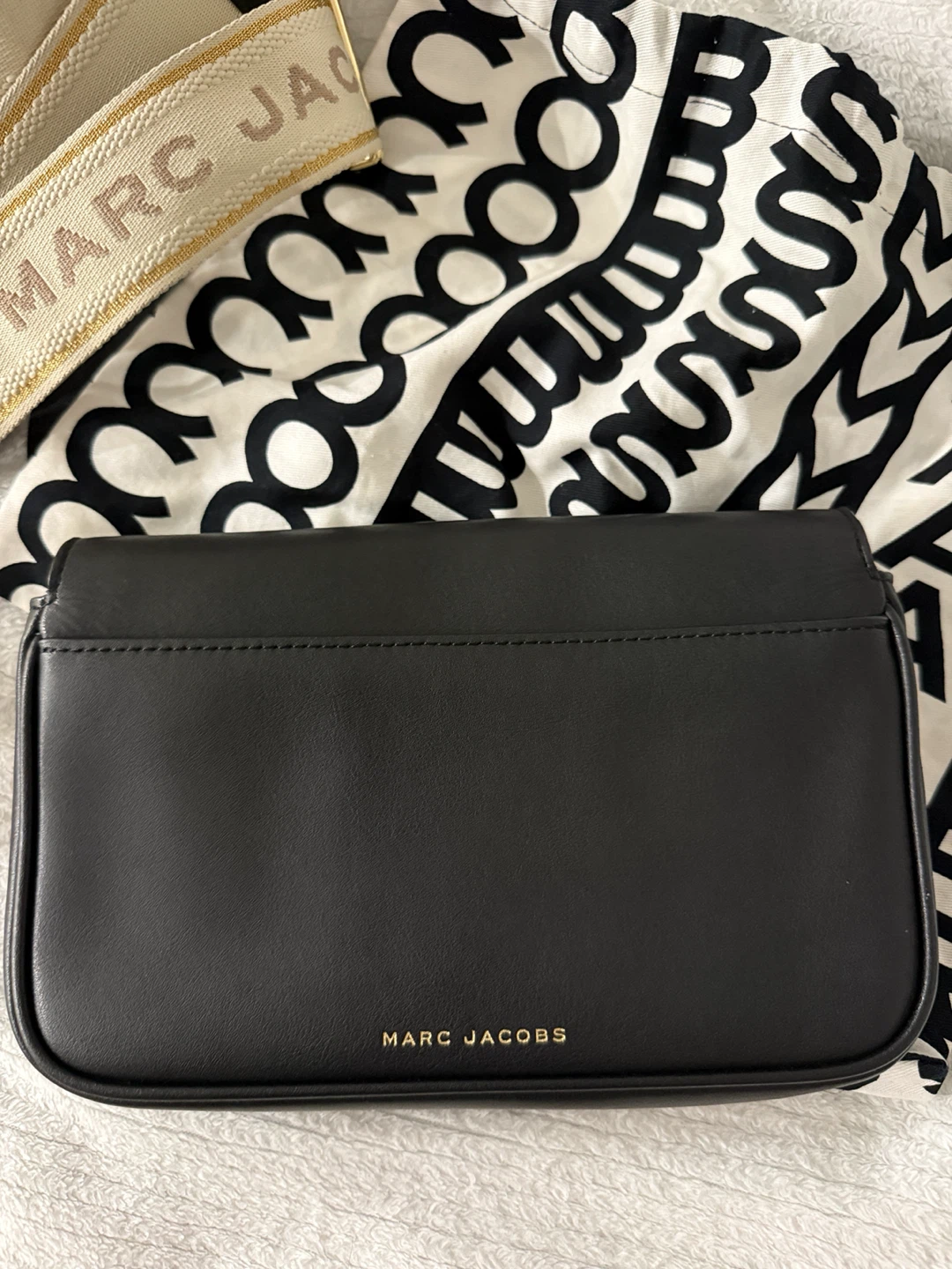 Marc Jacobs The J Marc Shoulder Bag - photo 2