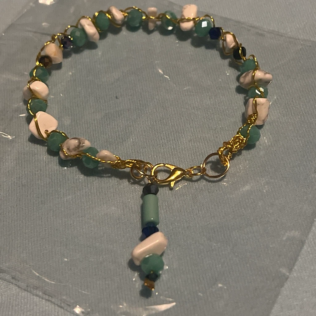 Handmade Beaded Bracelet - photo 2