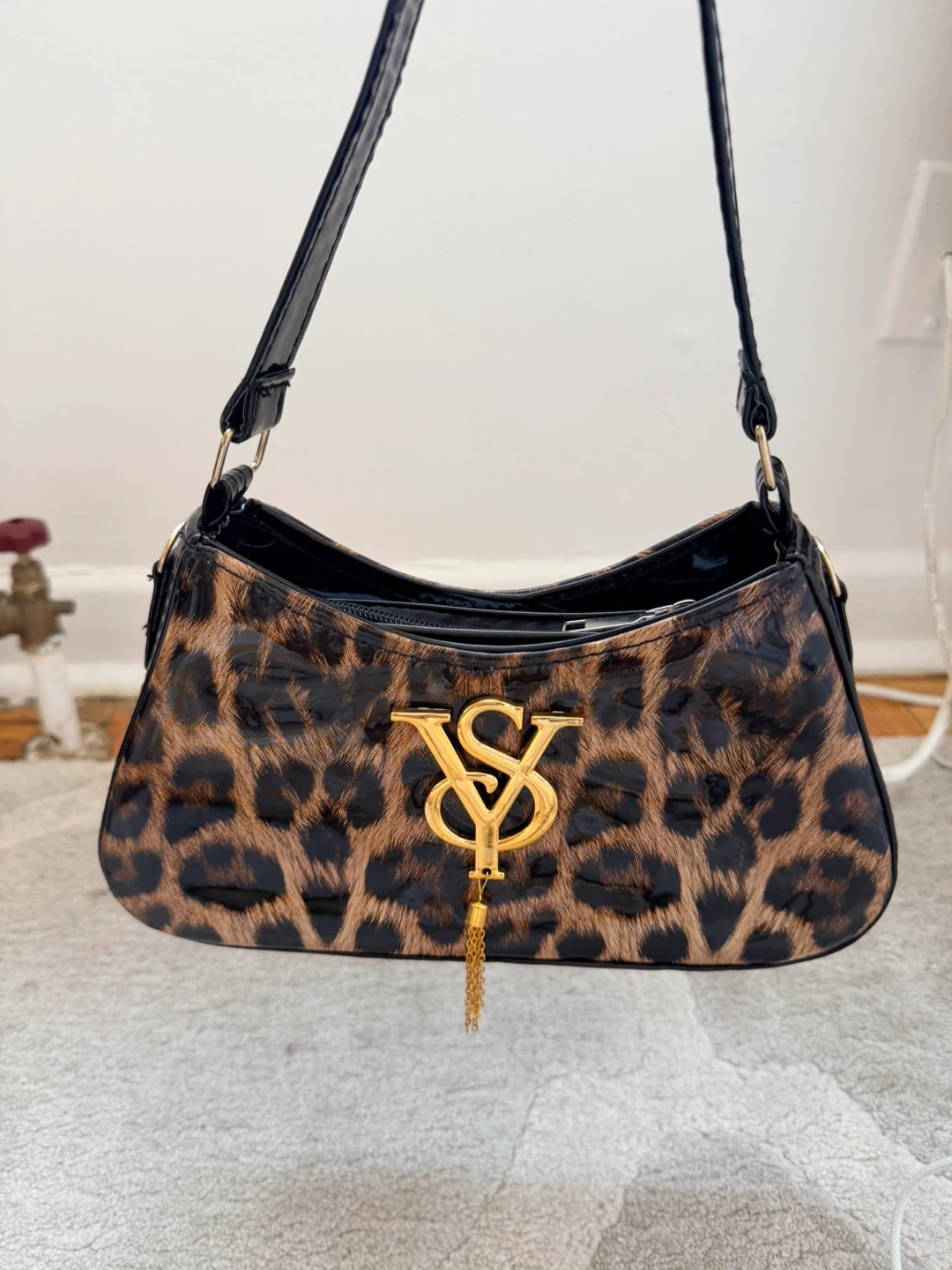 Victoria's Secret Leopard Print Shoulder Bag - photo 3