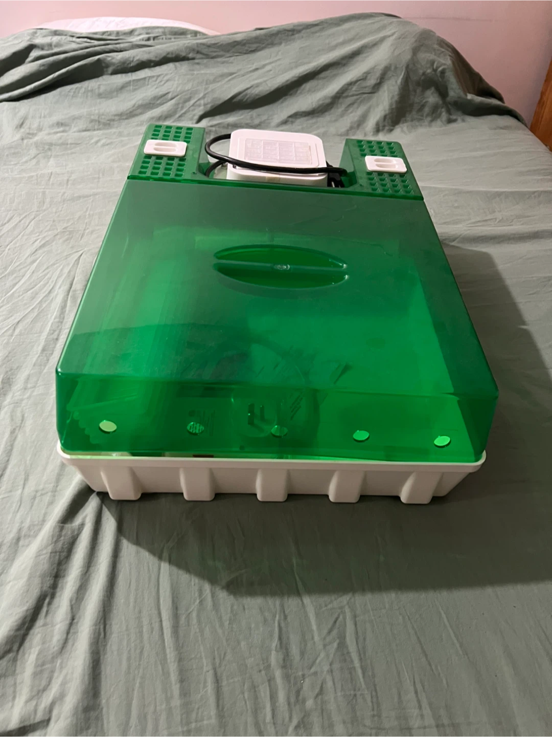 EasyGreen auto-misting sprouter EGL 50 - photo 2