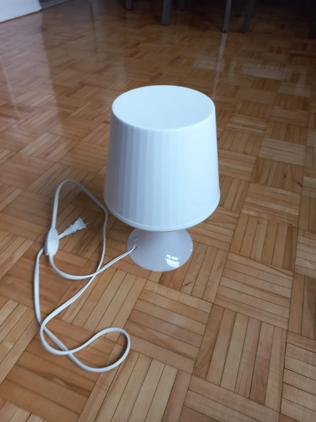 White Table Lamp - photo 2