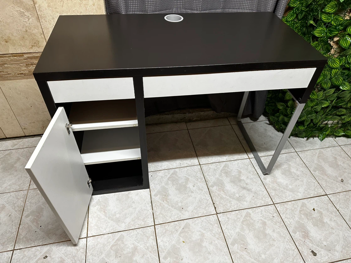 IKEA desk — black/white — 2 drawers — great condition - photo 3