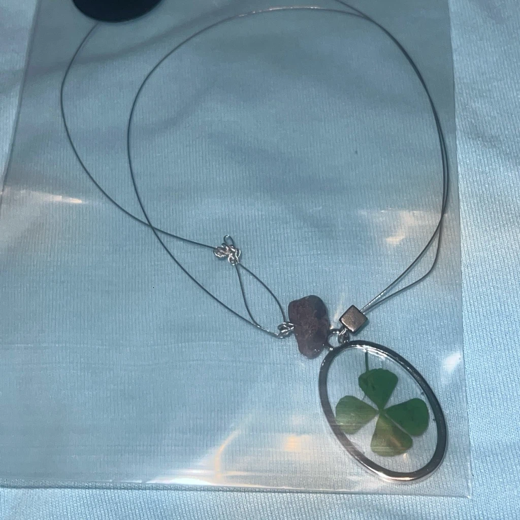 Four Leaf Clover Pendant Necklace - photo 3