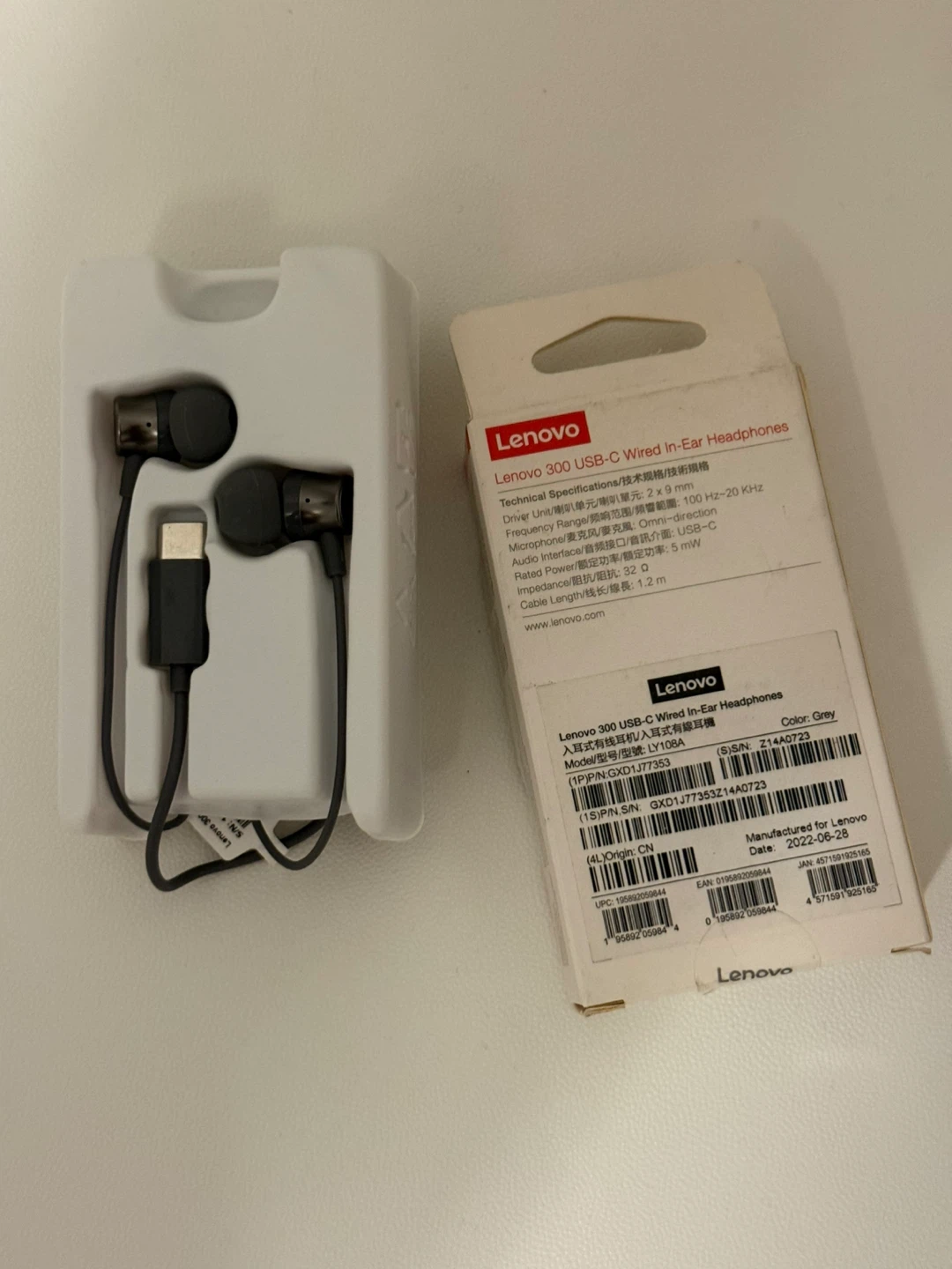 Lenovo 300 USB-C Wired In-Ear Headphones - Grey - photo 2