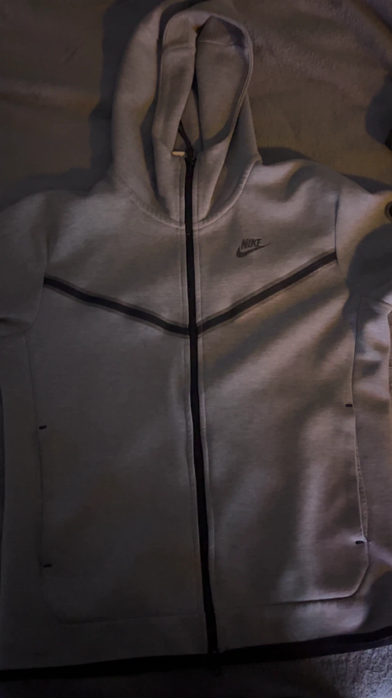 Nike Tech Fleece Full-Zip Hoodie
