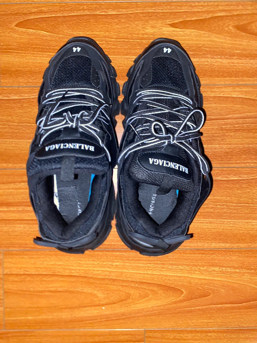 Balenciaga track non led