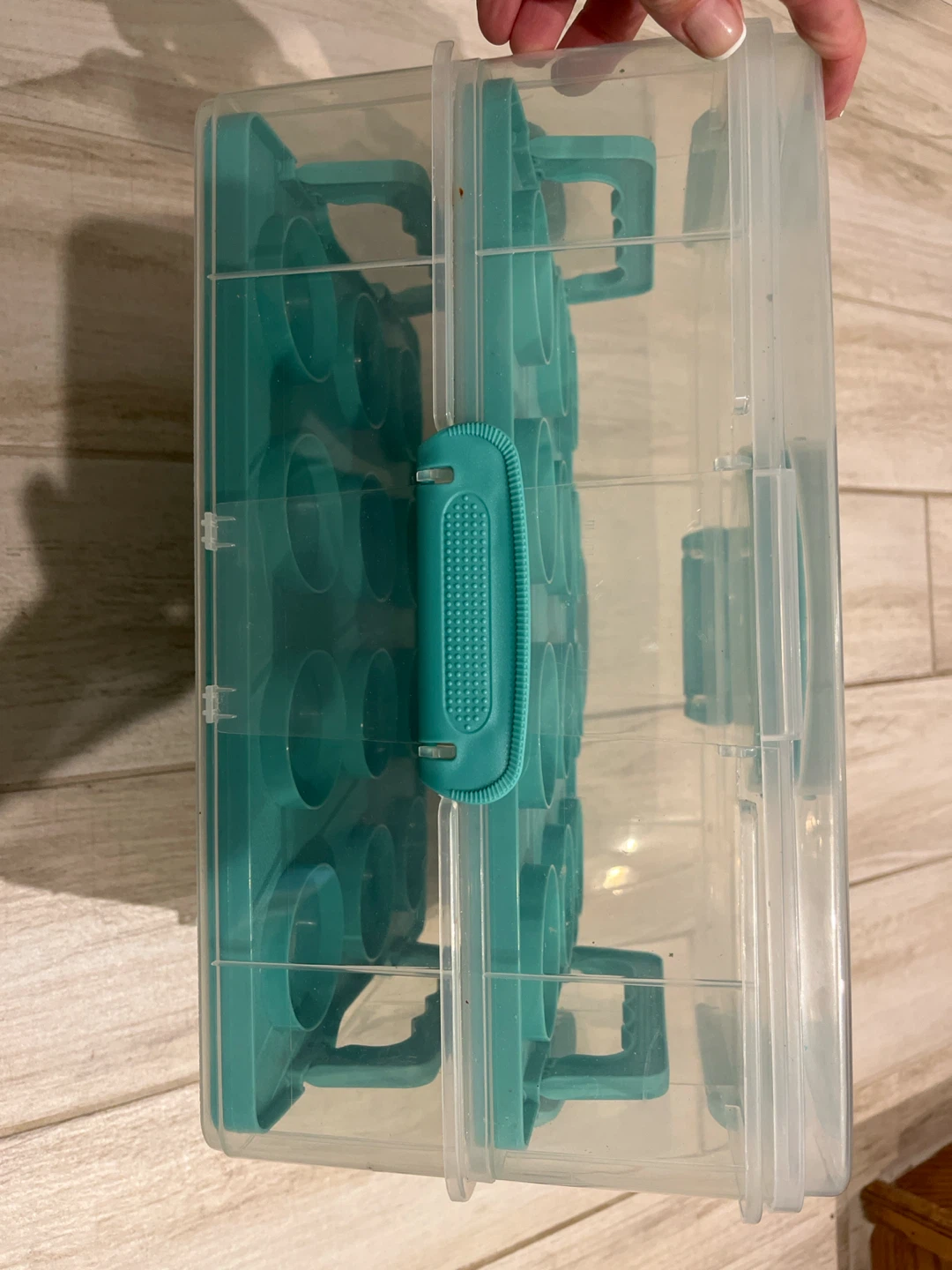 Cupcake Carrier 24 Count With Lid And Handles - photo 2
