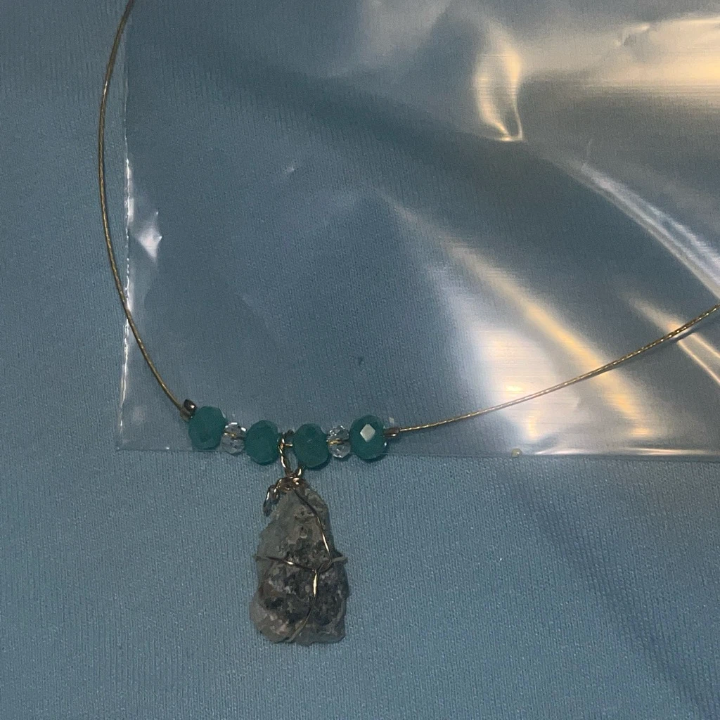 Wire Necklace with Crystal Pendant - photo 2