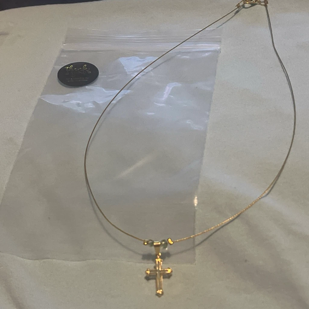 Gold Cross Pendant Necklace - photo 3