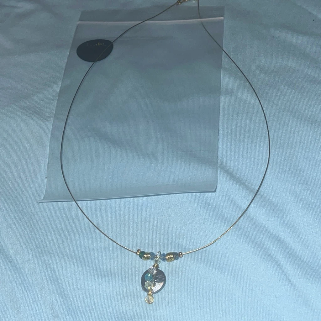Gold Tone Necklace with Pendant - photo 2